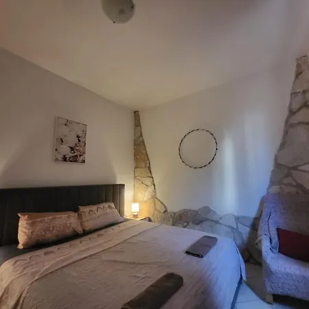 Apartments Pula With Private Parking Self Check In Exterior foto